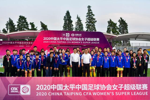 戈森斯：纳帅说我的表现不足以参加世界杯，但未来有希望回国家队